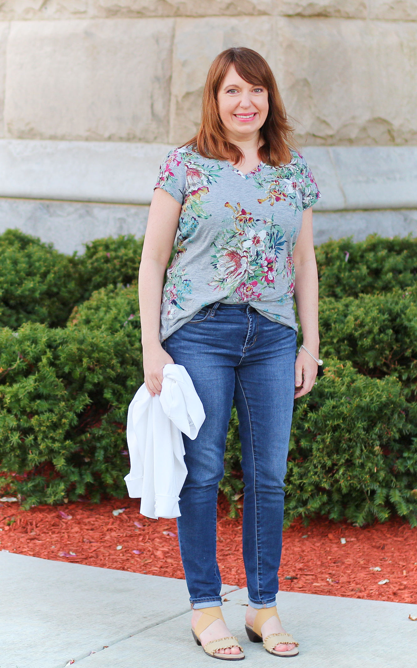 Floral Tee And White Sweater / Spring Outfits / Fashion Style / Fashion Over 40