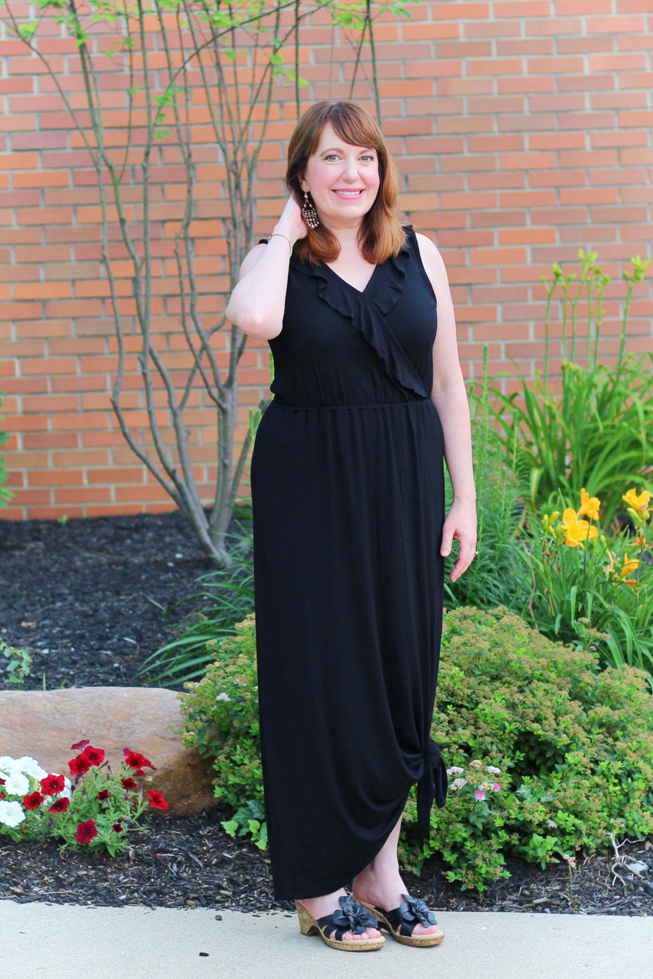 Black Maxi Dress #fashionover40 #womensfashion #maxidress #summeroutfits