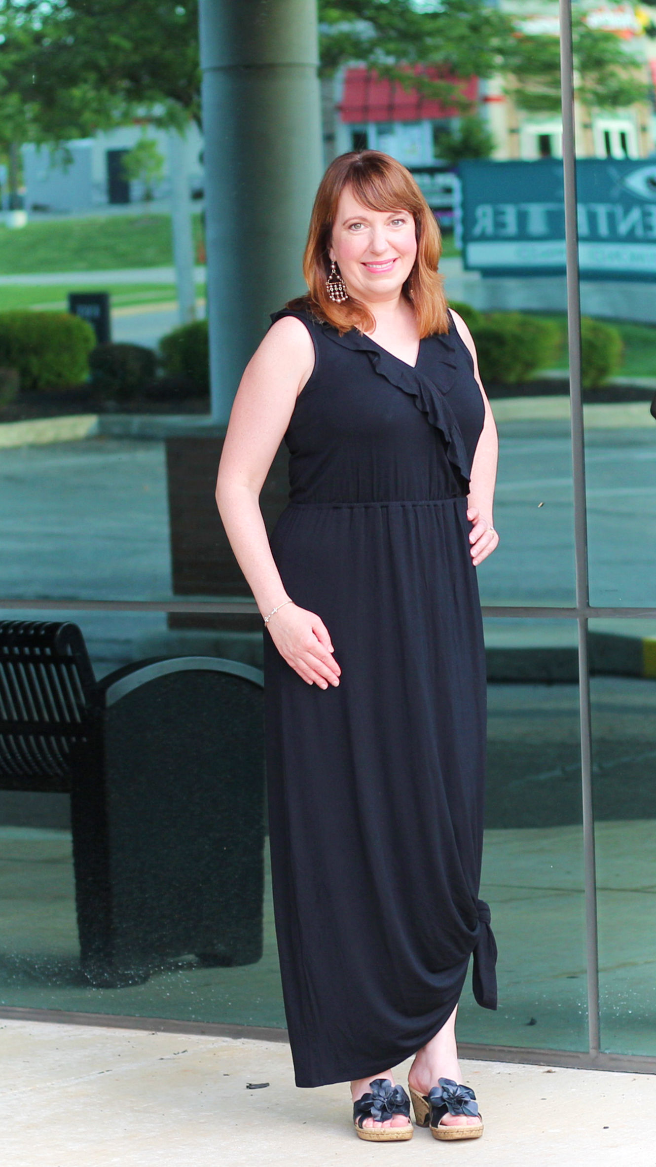 Black Maxi Dress #maxidress #summerdress #fashionoverforty #summeroutfits