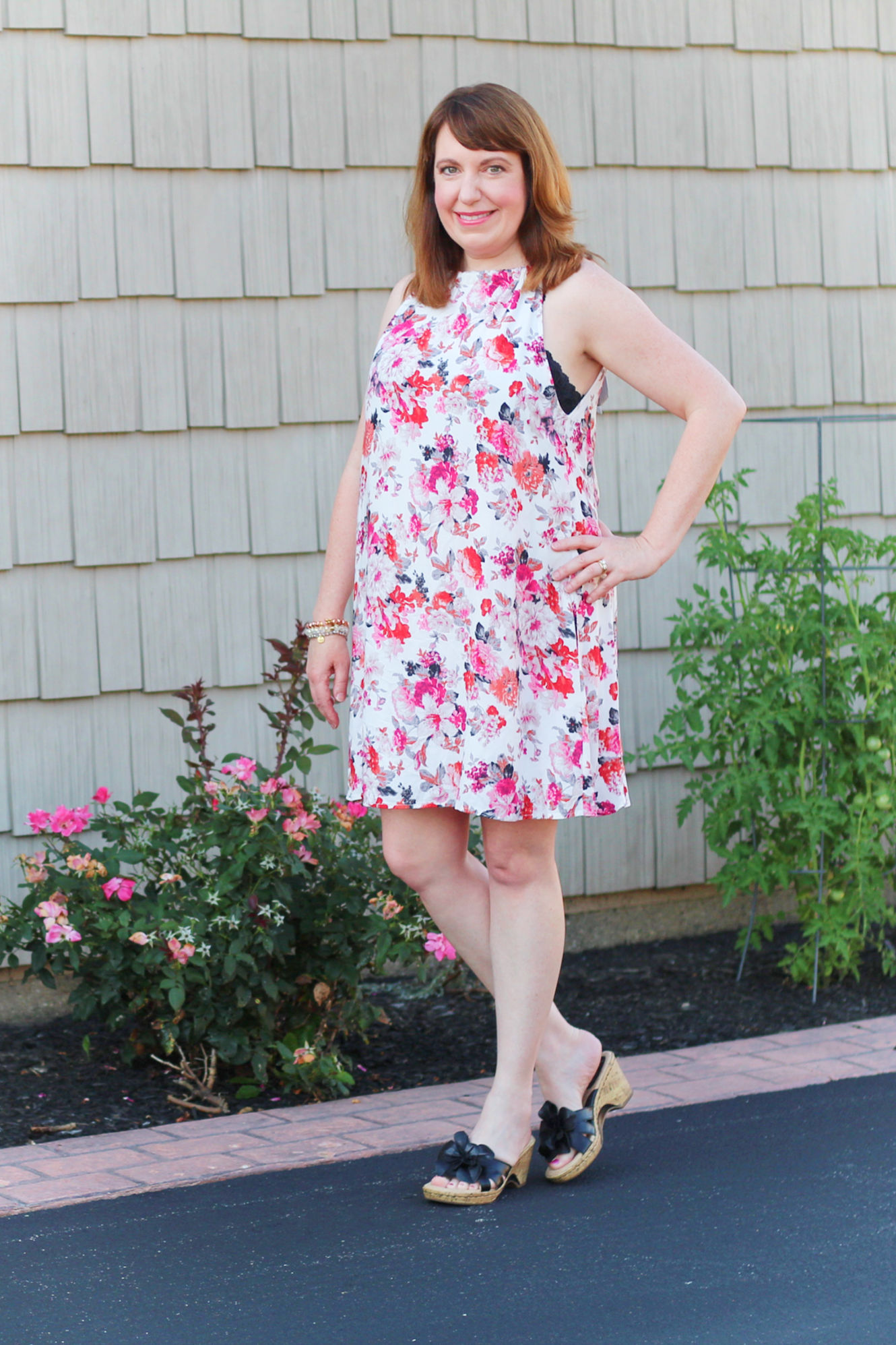 Floral Sundress #fashionover40 #summerfashion #summerdresses #sundresses #floraldress