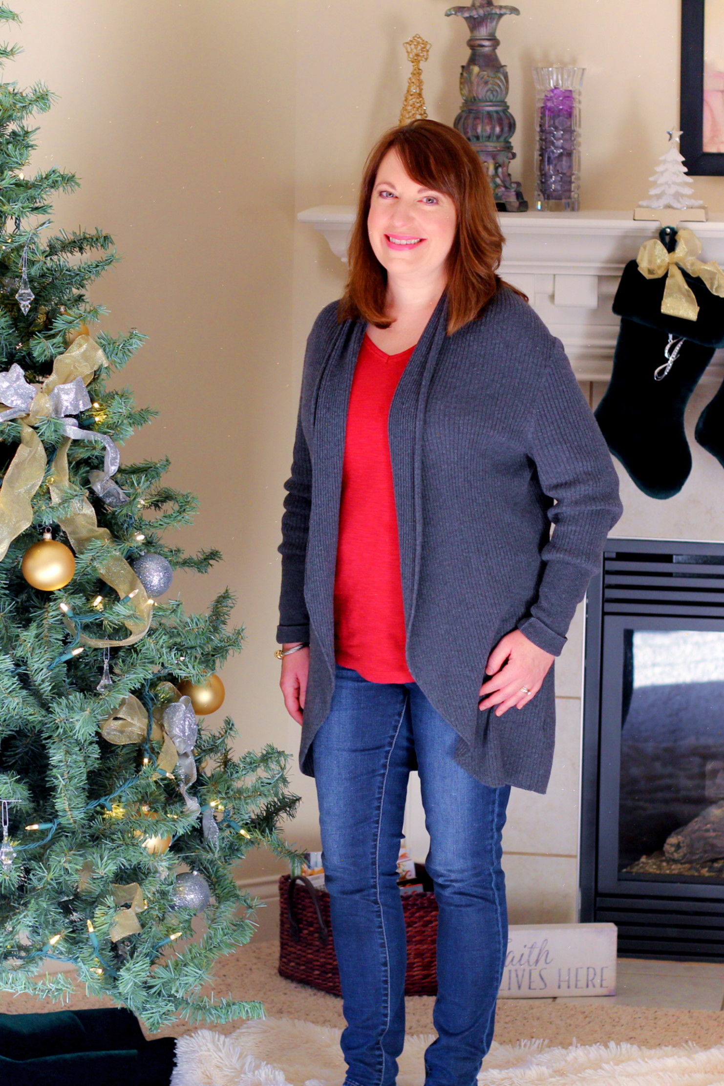 #holidayoutfit #holidaylook #fashionforwomenover40