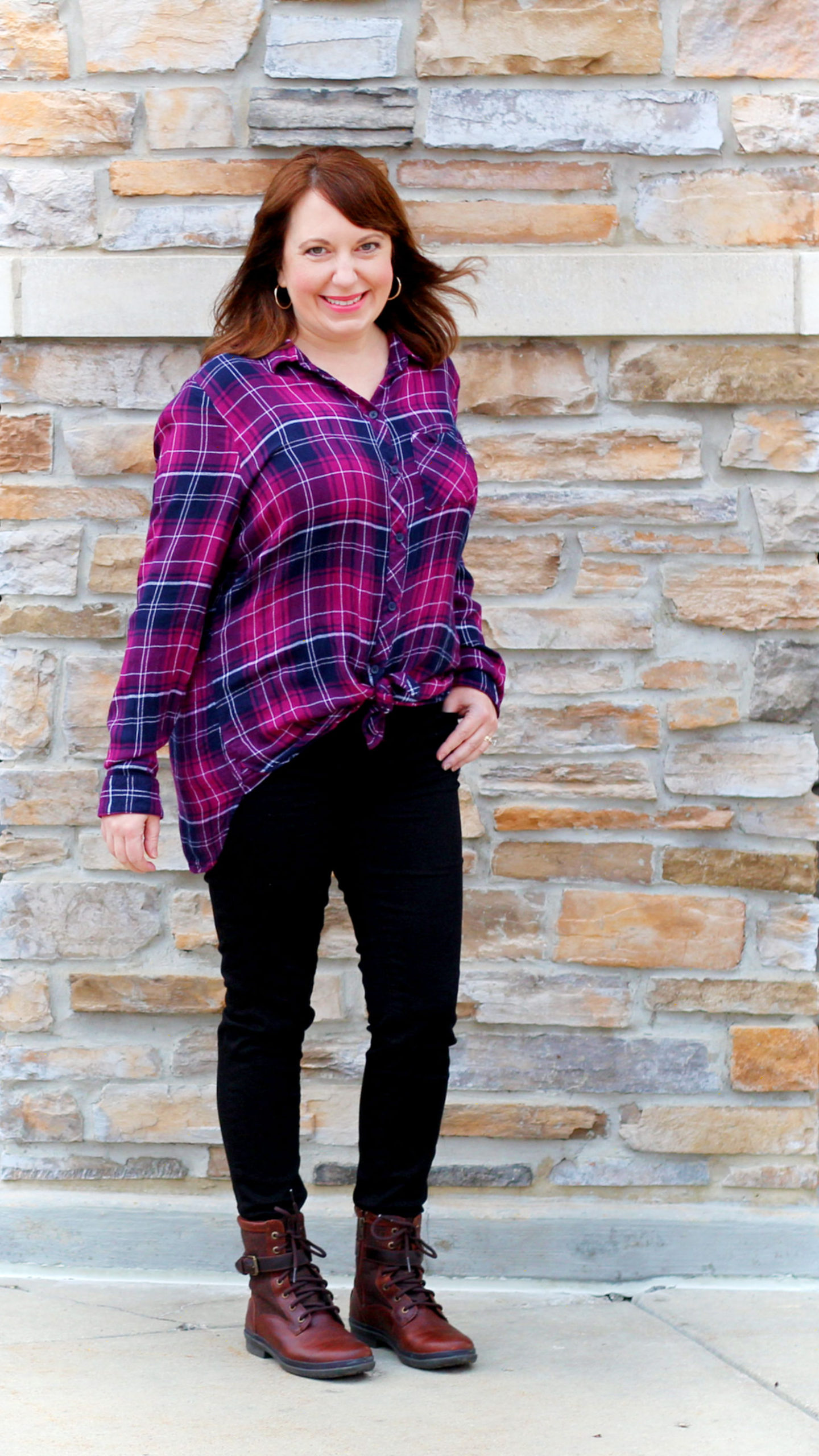 #plaidshirt #plaidshirtlong #plaidshirtoversized #plaidshirtwomens #winterfashion #fashionforwomenoverforty