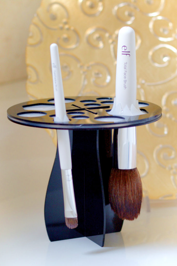 How to Clean Your Makeup Brushes – Dressed in Faith