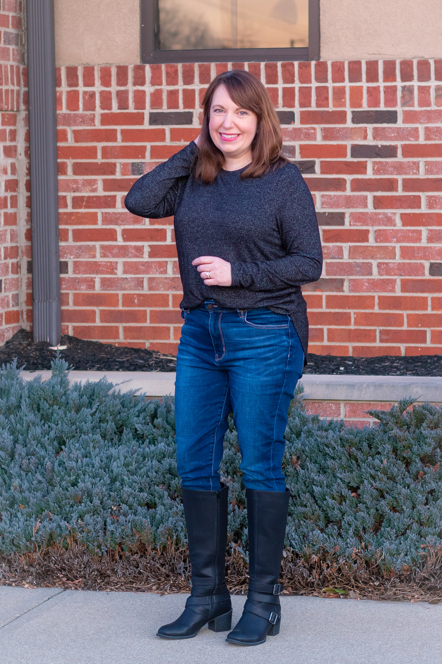 Dianna Styling a Tunic Tee with Jeans and Boots